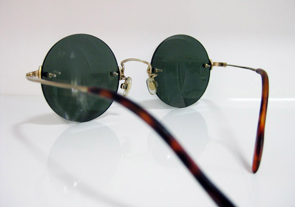  Kacamata  Hitam  Sunglasses Lot 7 Garasi Opa